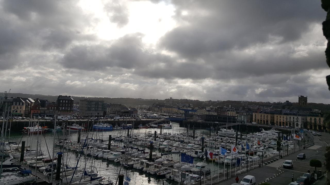 Galion - Duchesse De Berry Apartment Dieppe Bagian luar foto